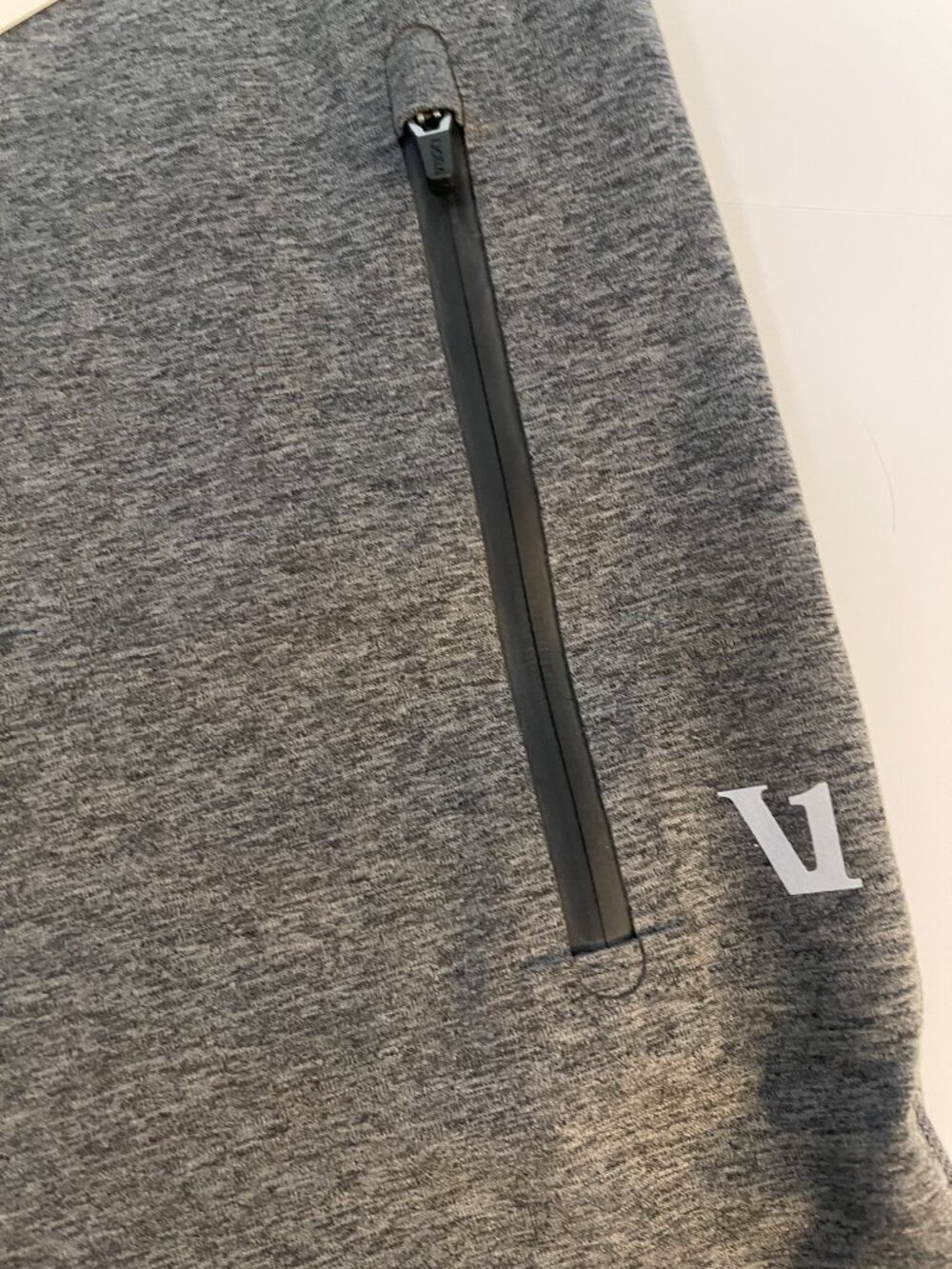 Vuori Sunday Performance Jogger V416 NWT Large Charcoal Heather - Picture 4 of 9